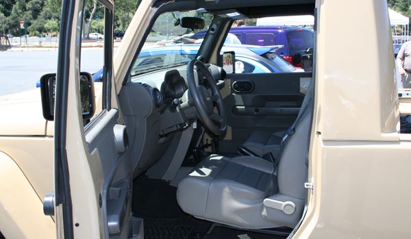 Name:  jeep-jt-concept-interior.jpg
Views: 138
Size:  38.1 KB